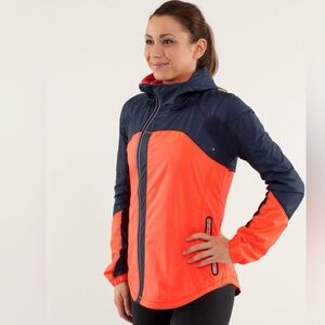 Lululemon Get Up and Glow Reflective 350 Jacket Size 8